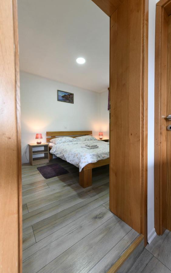 Apartment Jakov